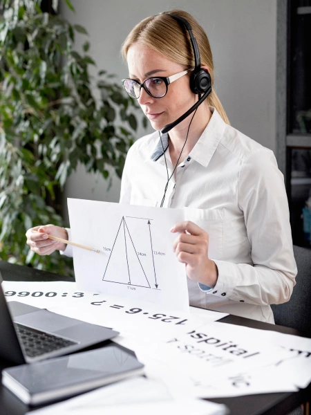 Customer Service & Back-Office Support (1)